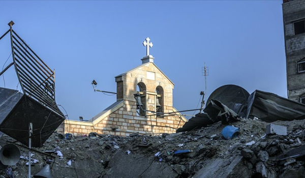 Easter in Gaza: Sounds of bombs overwhelm church hymns