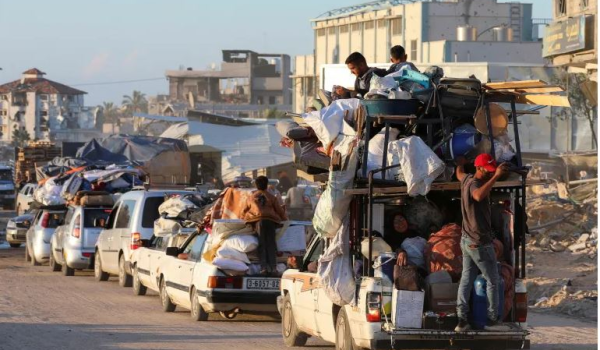 UNRWA Reports 360,000 Displaced from Raf...