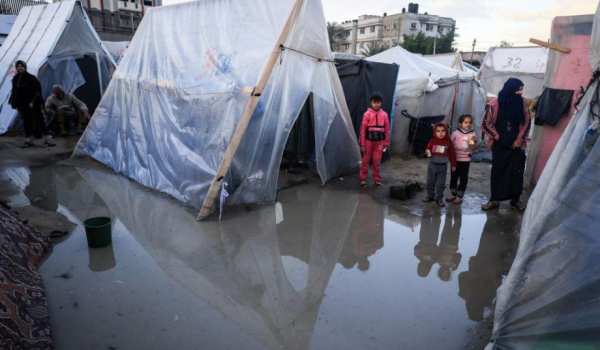 Lazzarini: Gaza babies are freezing to d...