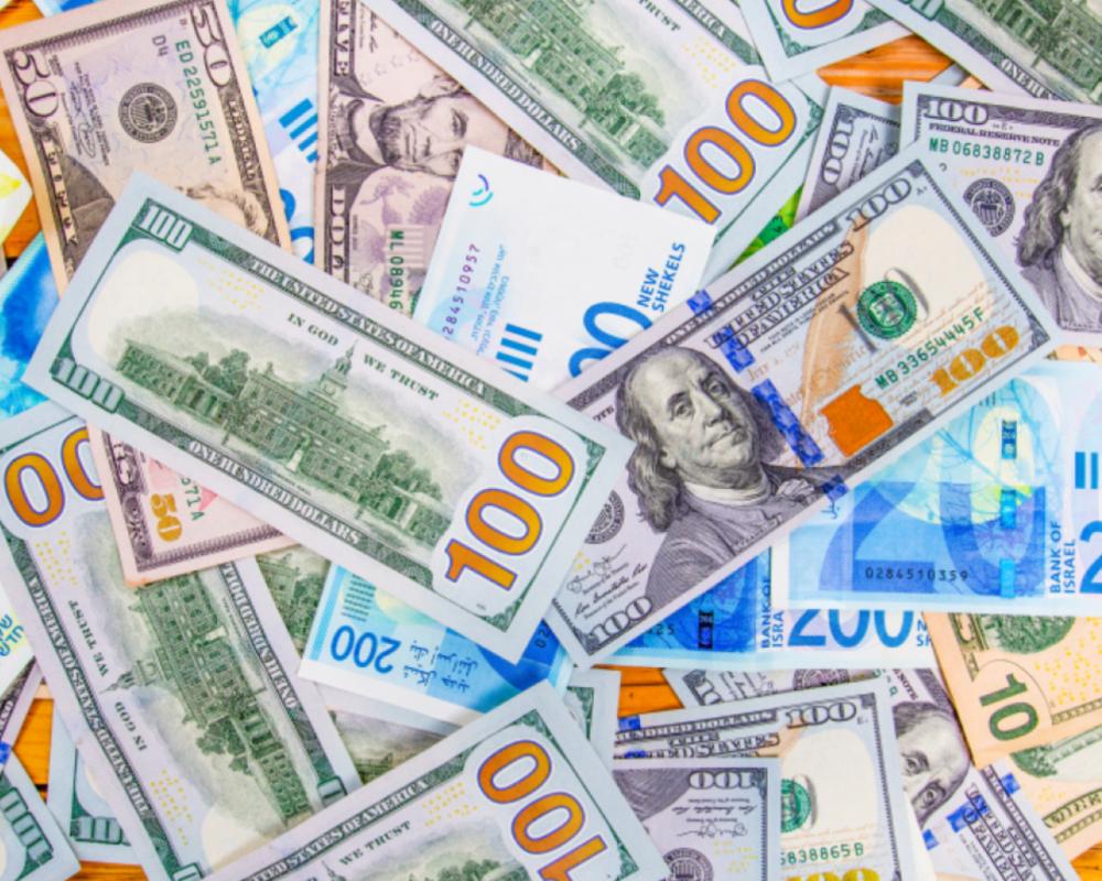 Palestinian Authority Considers Ditching Israeli Shekel Amid Currency Surplus Crisis